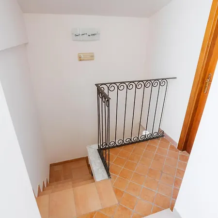 Seasuntour- The House In The Center Apartment *