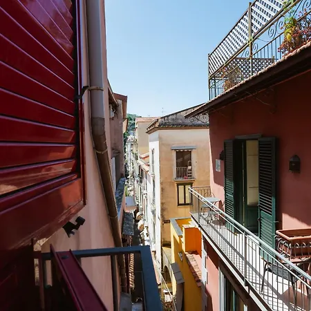 Seasuntour- The House In The Center Διαμέρισμα Σορέντο